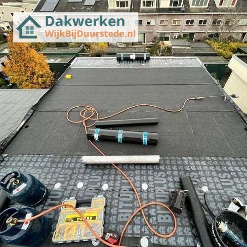 Plat dak opnieuw leggen Plat dak Landgrafa opnieuw leggen